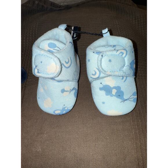 No brand Other - Baby crib shoes size 3-6m